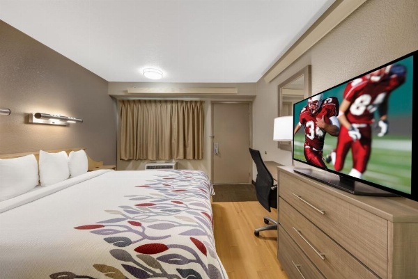 Red Roof Inn Asheville - Biltmore West image 15