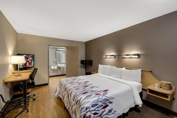 Red Roof Inn Asheville - Biltmore West image 17